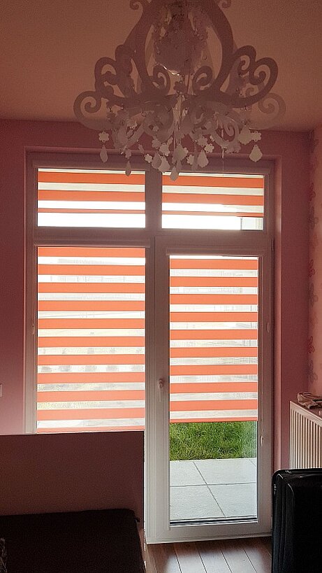 różowe rolety dzień noc do pokoju dziewczyny