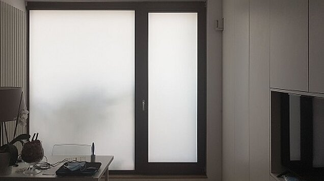 rolety w kasetach drewnopodobnych marki