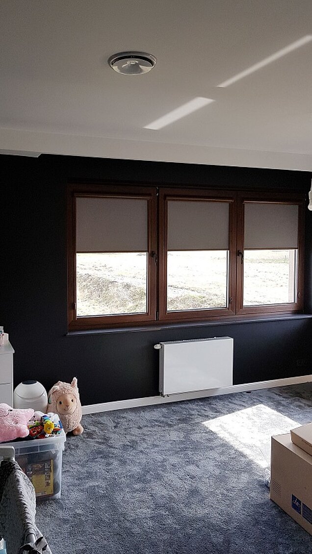 roleta drewnopodobna zaciemniająca w kasecie warszawa