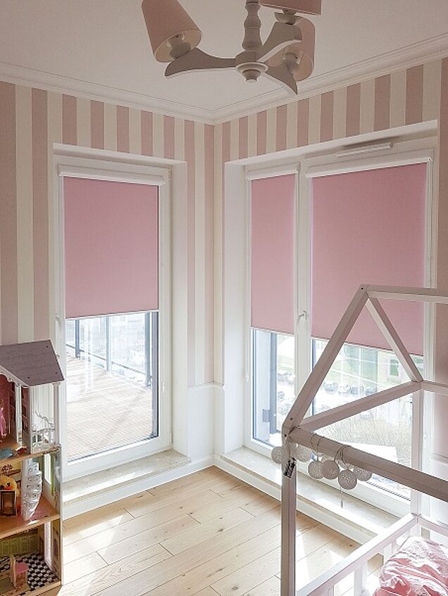 rolety kasetowe białe do pokoju dziecięcego radzymin