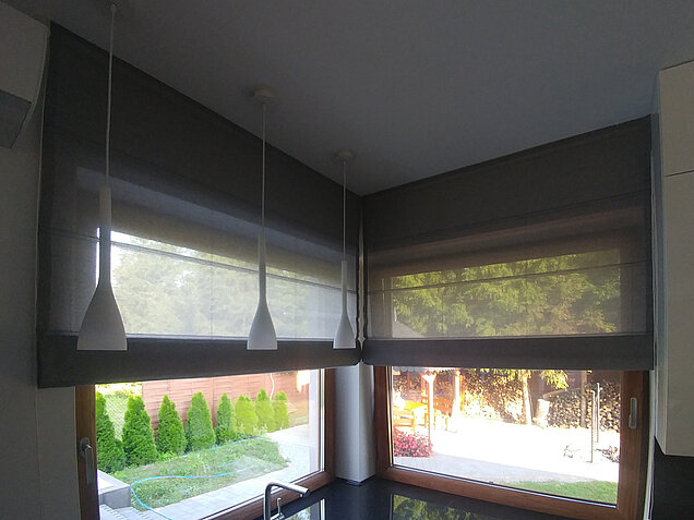 roleta rzymska prześwitująca