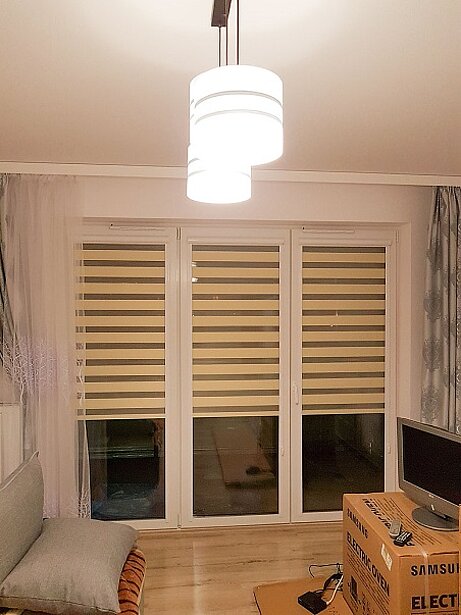 żółta roleta dzień noc do salonu wołomin