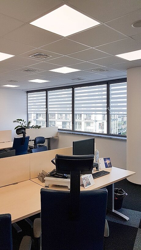 rolety dzień noc do dużego biura