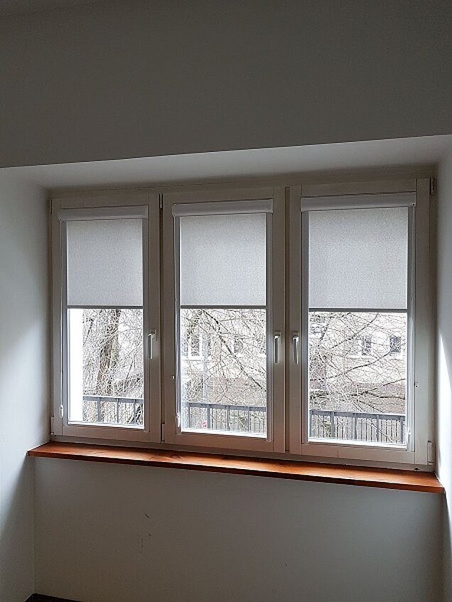 roleta okienna w kasecie białej jabłonna