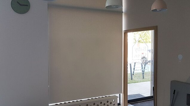 roleta wolnowisząca zaciemniająca do przedszkola warszawa